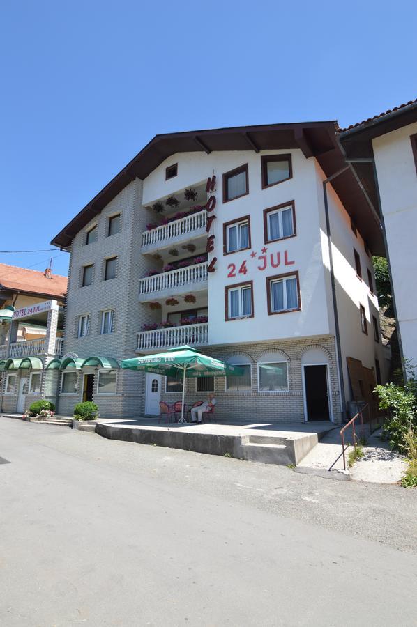 Hotel 24 Jul Pljevlja Exterior foto